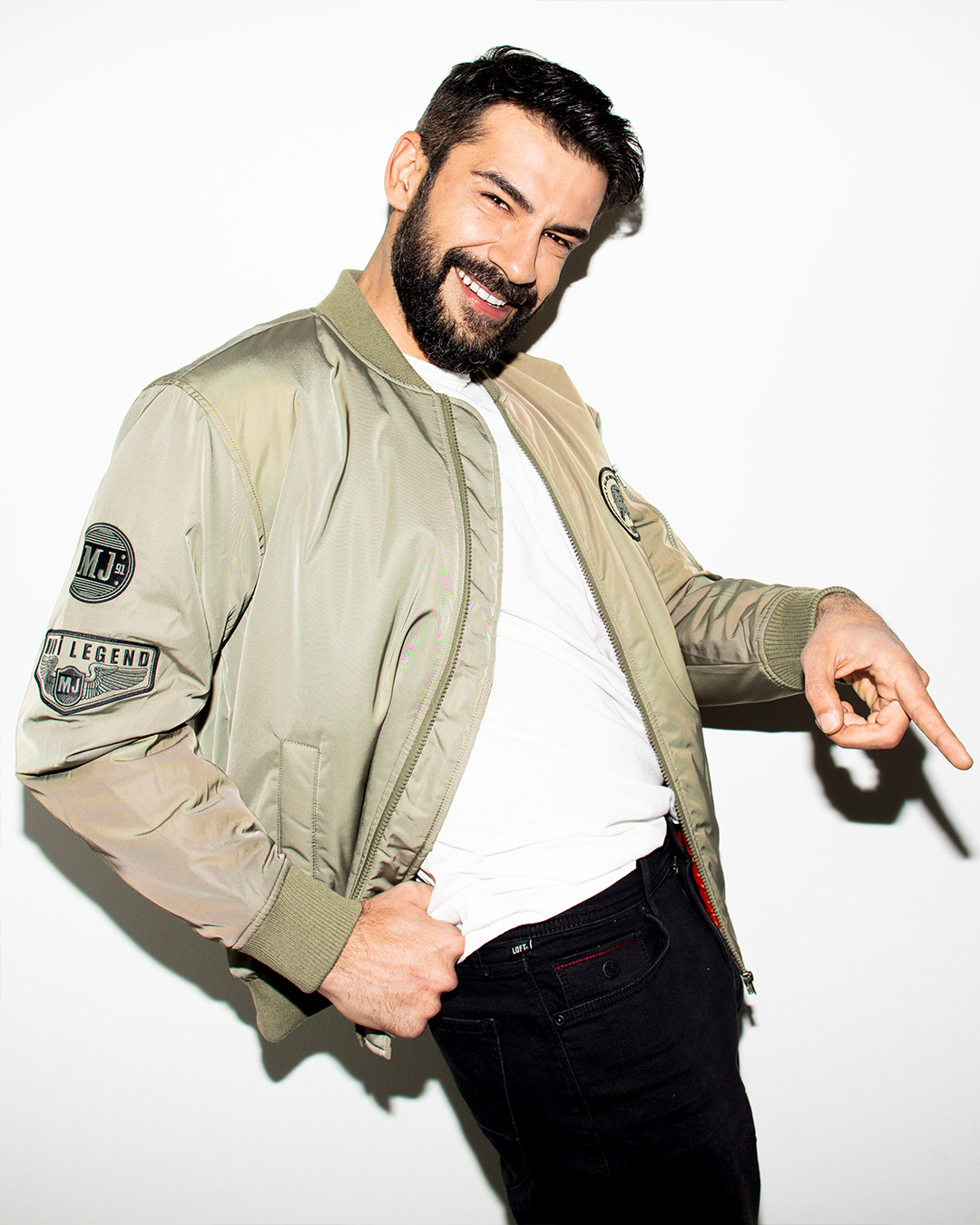 Rüzgar Aksoy